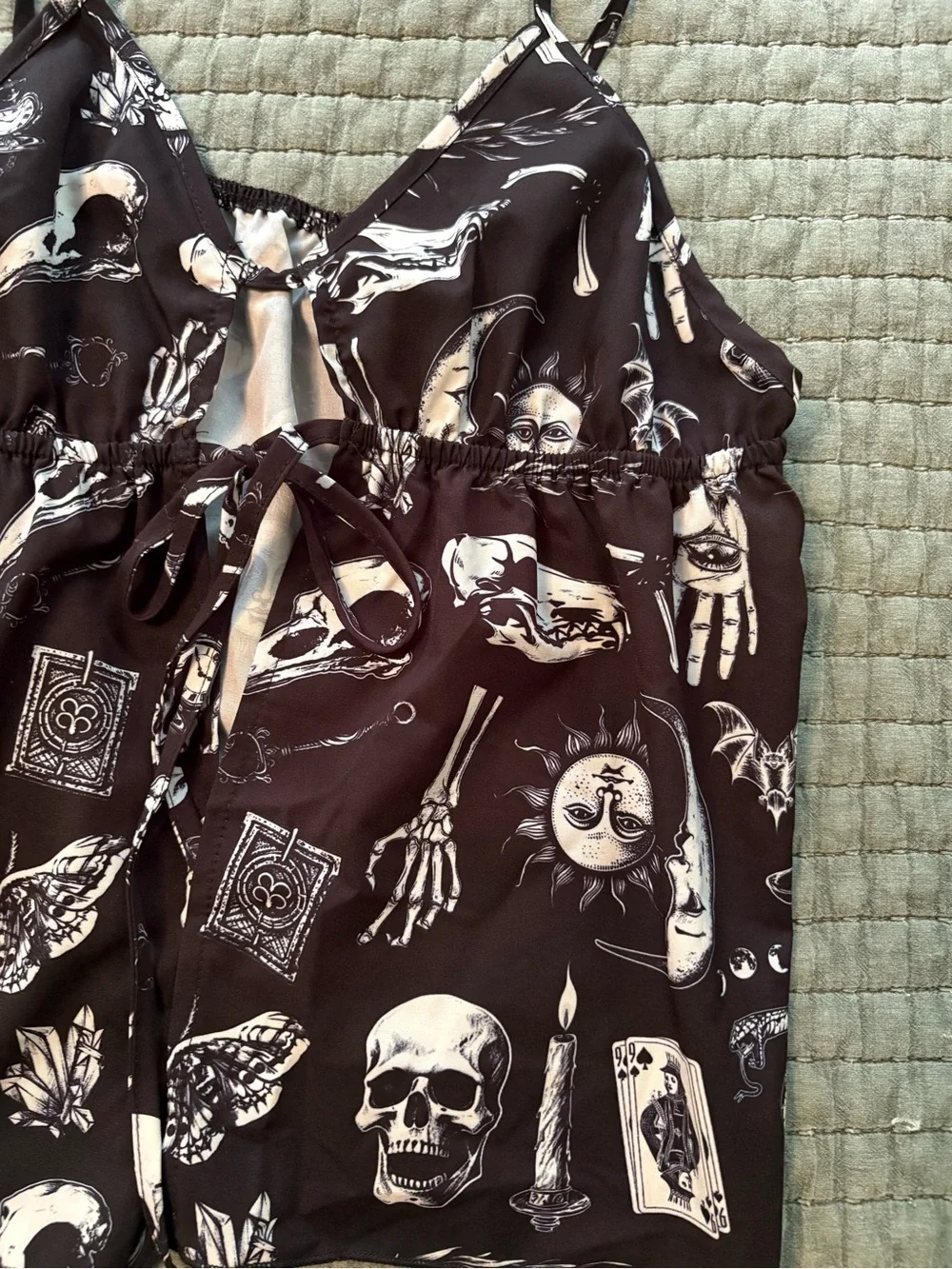 Black Gothic Print Tie-Front Tank Top
